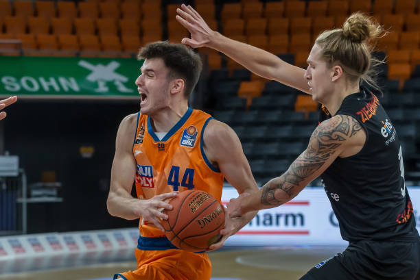 选拔机制的 选拔机制的