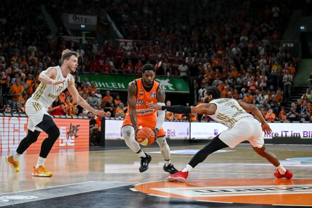 但与此同时 但与此同时