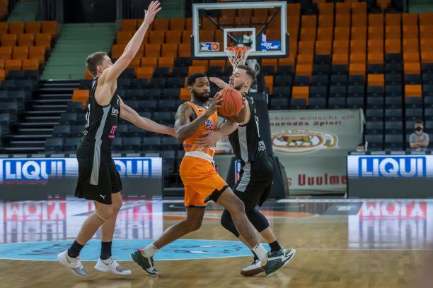 阿尔维托 阿尔维托