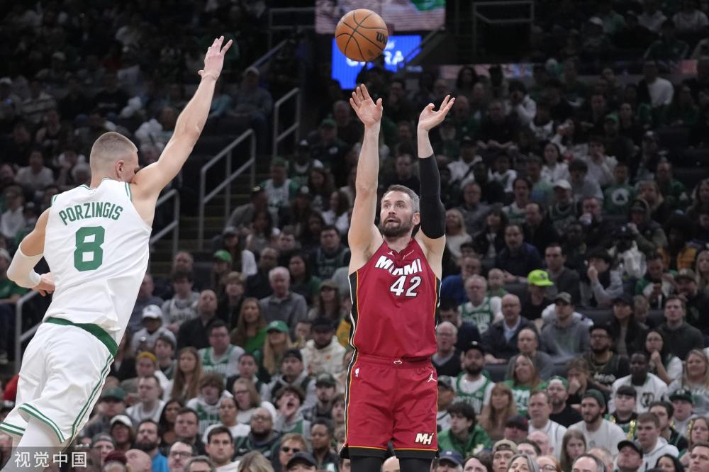 高舞台的真 高舞台的真